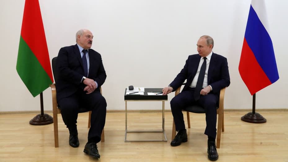 Belarus President Lukashenko Acknowledges Downed Russian Military Aircraft, Kremlin Silent